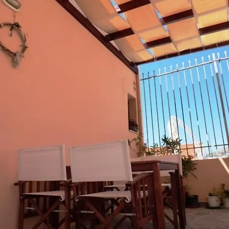 Odos Odysseos Appart hôtel *